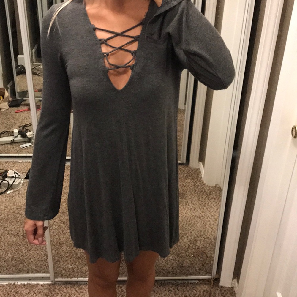 Long sleeve gray dress
